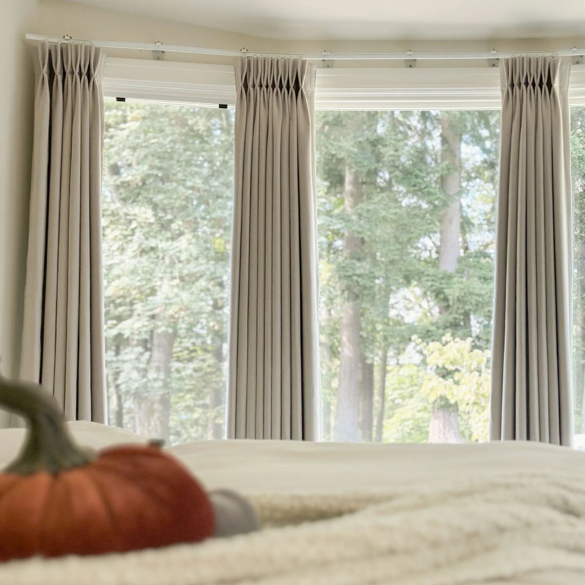 Elara Soft 100% Blackout Velvet Curtains - MorraHome